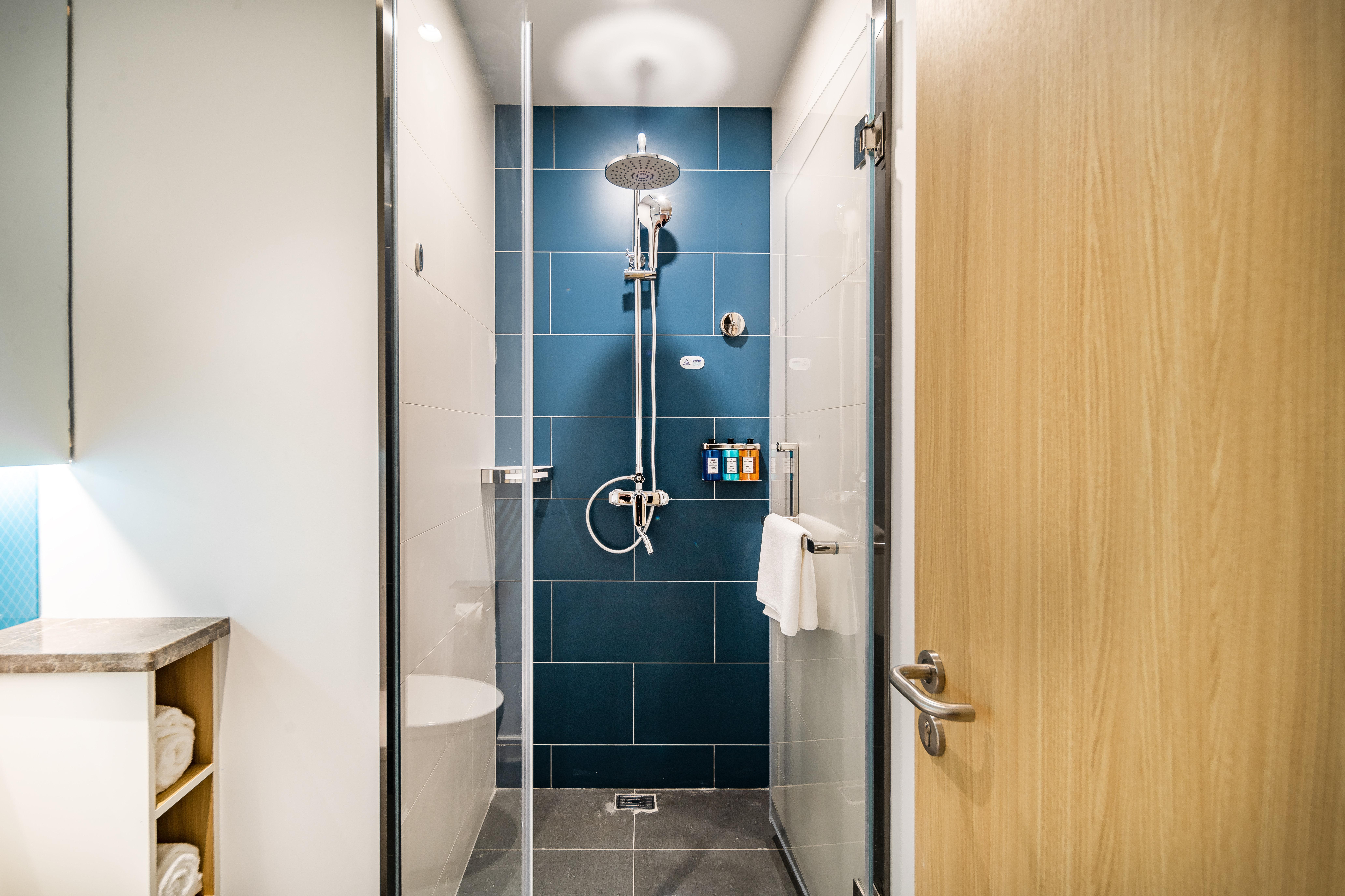 Holiday Inn Express Shanghai Pudong Zhangjiang, an IHG Hotel Bagian luar foto