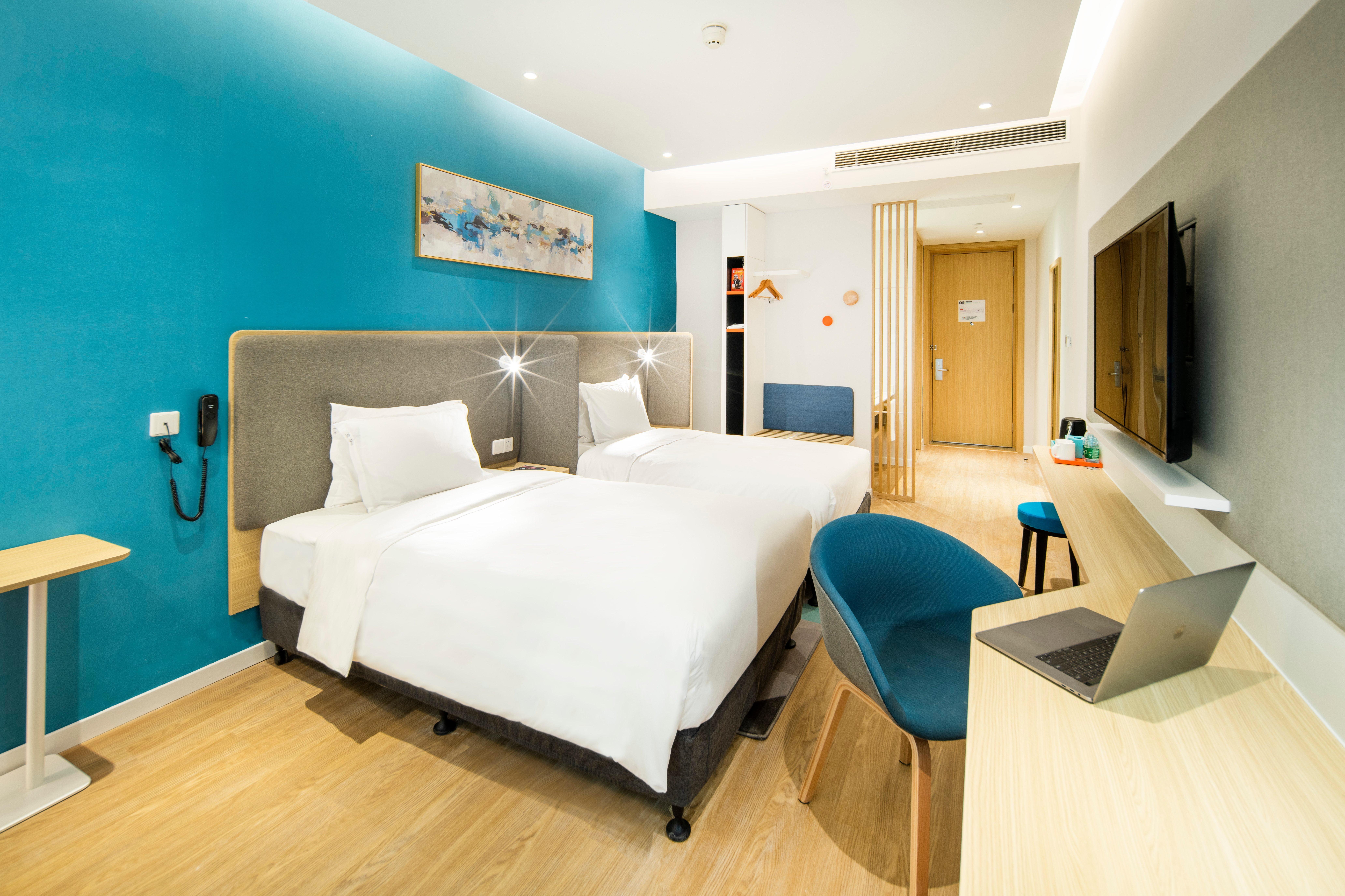 Holiday Inn Express Shanghai Pudong Zhangjiang, an IHG Hotel Bagian luar foto