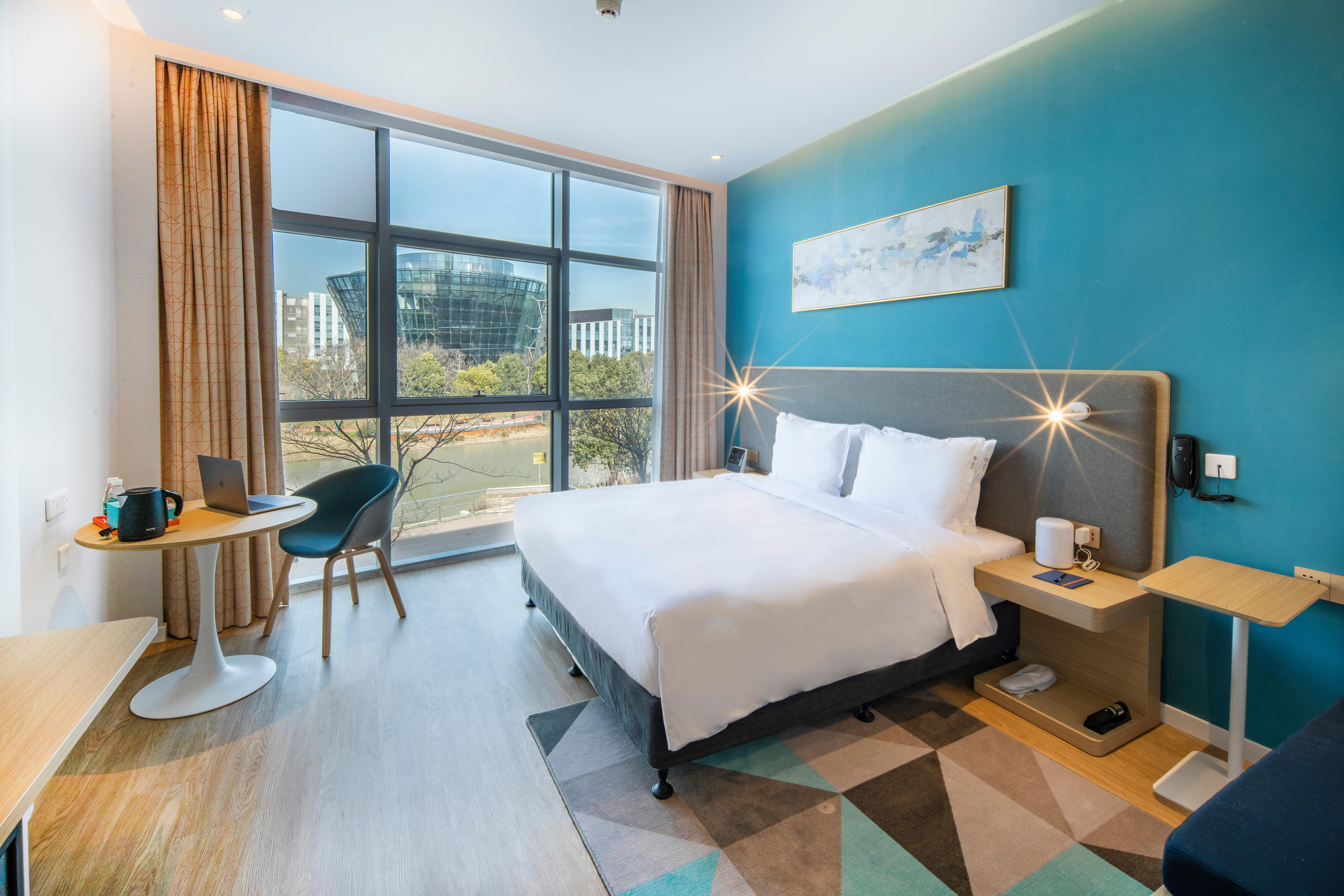 Holiday Inn Express Shanghai Pudong Zhangjiang, an IHG Hotel Bagian luar foto
